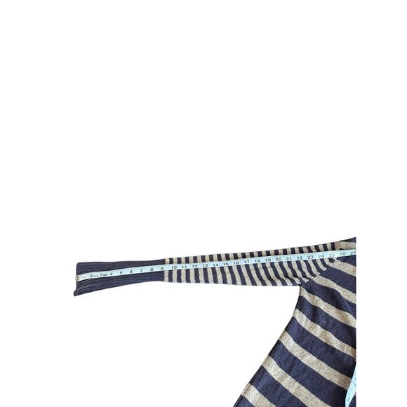 American Eagle Blue Gray Y2K Striped V-Neck Button Front Cardigan Size Medium - Picture 11 of 12